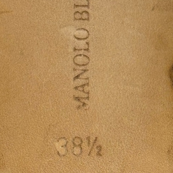 Silver Manolo Blahnik Crystal Embellished T-Strap Sandal With A Kitten Heel - Picture 9 of 10